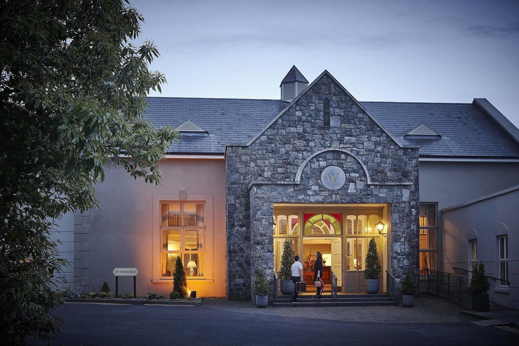 Hotel Woodstock Ennis Exterior photo